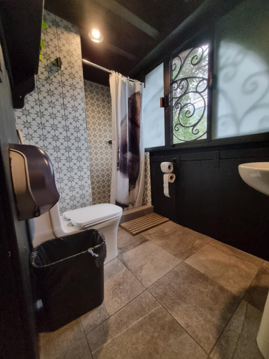 Bathroom 3, Metro Hostal Boutique, Mexico City