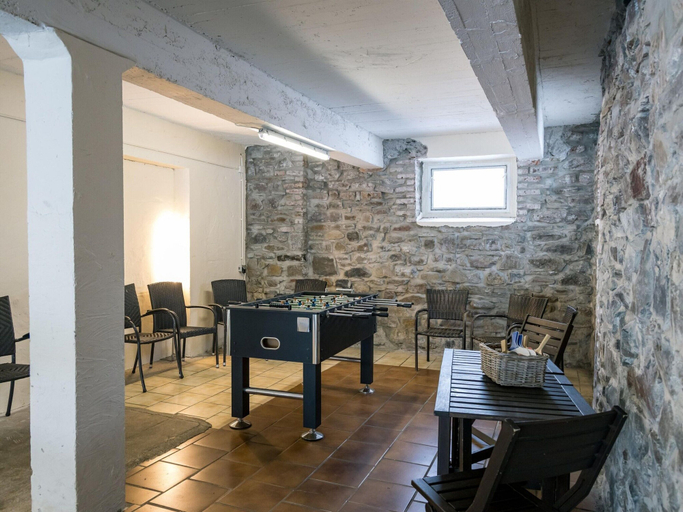 Game room, Ferienwohnung im Sauerland mit Terrasse, Siegen-Wittgenstein