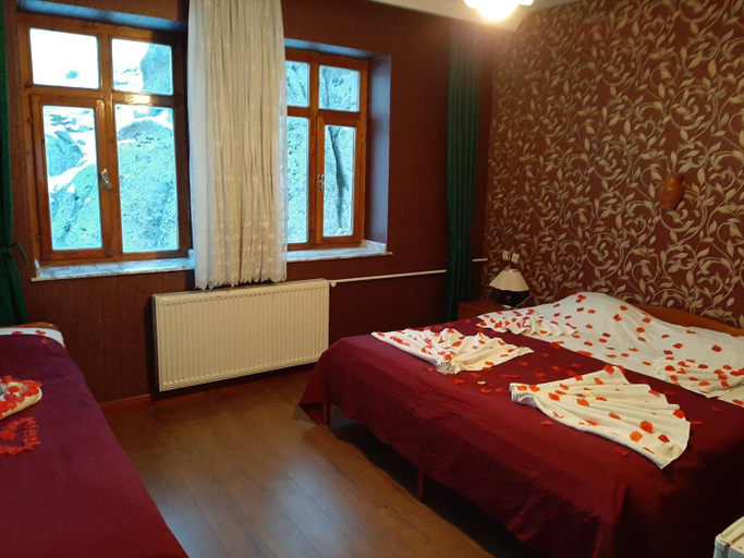 Bedroom 13