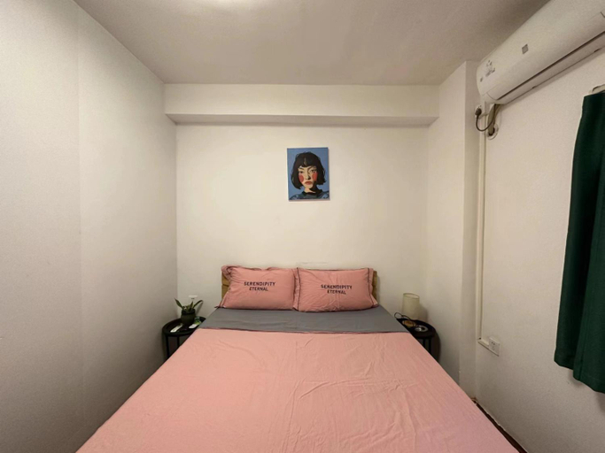 Bedroom 13