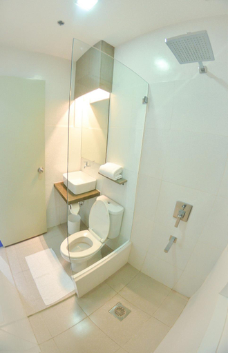 Others 5, Felix Residences, Mandaue City