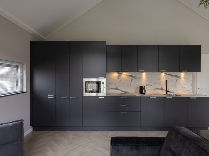 Private kitchen 2, Eco Villa in Latour by Scenic Pond, Oirschot