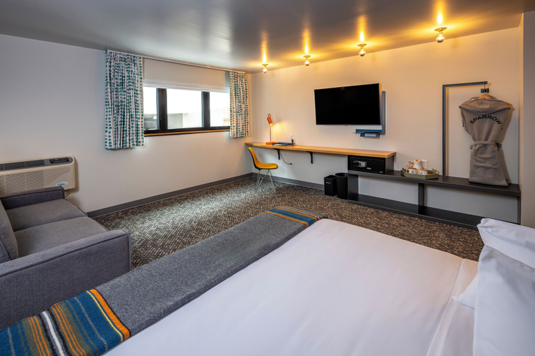 Bedroom 3, The SPARROW, Ada