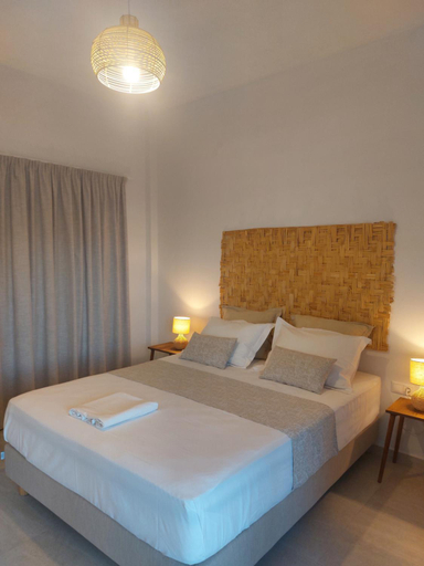 Others 3, Irini pension, South Aegean