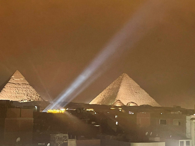 Exterior & Views 2, Happy day pyramids view, Al-'Umraniyah