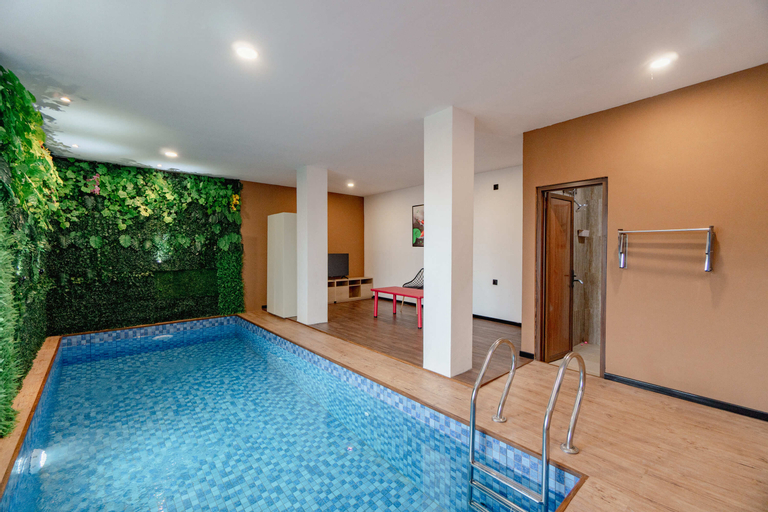 Swimming Pool 14