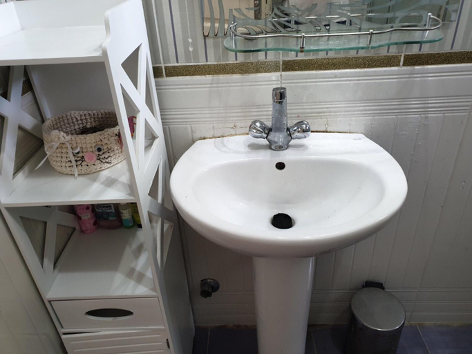 Bathroom 5, Delta Sharm Resort & Spa, Sharm el-Sheikh