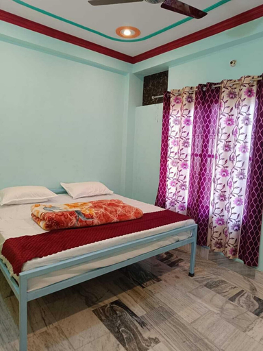 Bedroom 5, Satyam Guest House, Varanasi