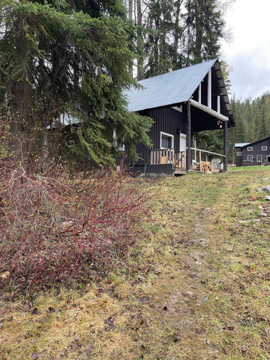 Others 5, Rustic Beaverfoot Lodge Basic Cabin, Columbia-Shuswap