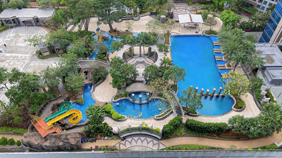 Exterior & Views, Comfort Living 2Br Apartment At Casa Grande Residence, Jakarta Selatan