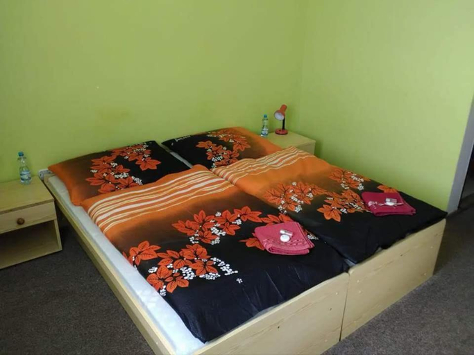 Bedroom 5, Hotel Modra hvezda Sadska, Nymburk