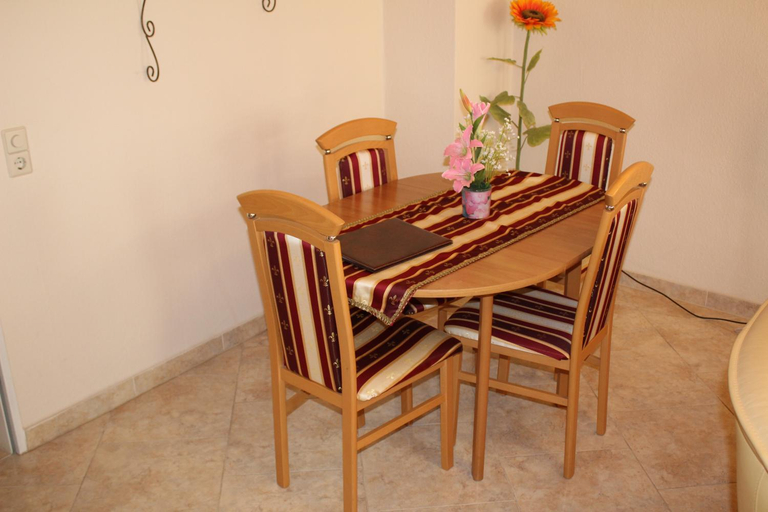 Dining Room 16