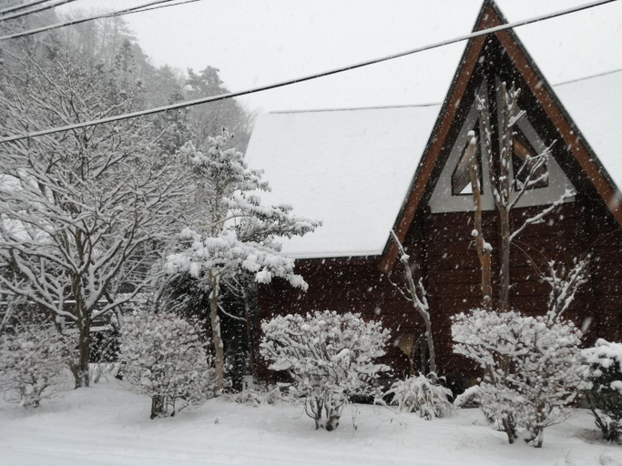Exterior & Views 1, Log House Kizuki, Tsuru
