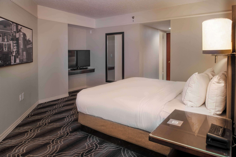 Bedroom 12