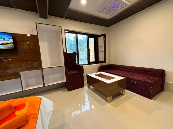 Bedroom 4, Shabnam Resort, Anantnag