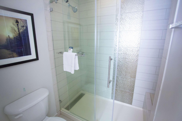Bathroom 6