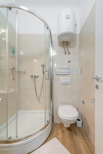 Others 3, Rooms Lucia, Split