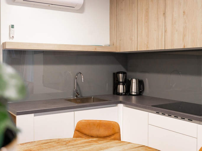 Others 5, Chalet With air Conditioning on a Holiday Park, Limburg