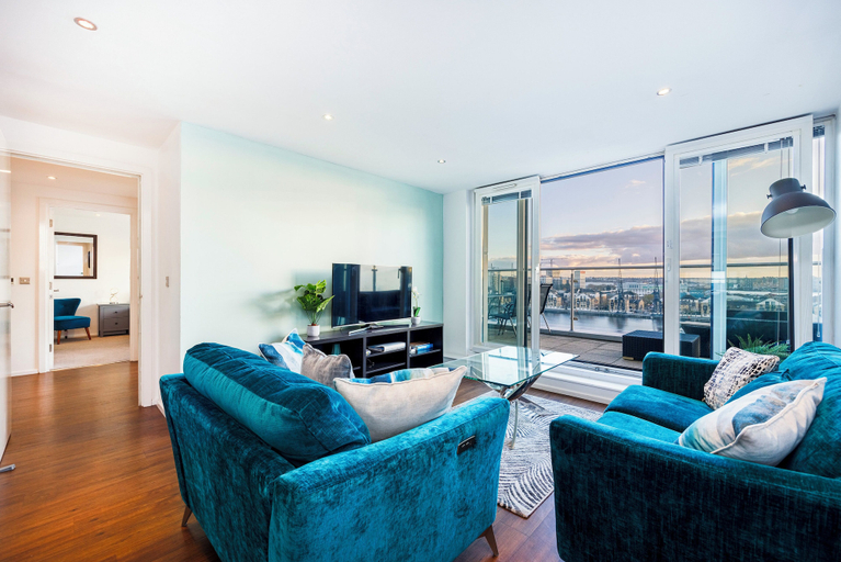 Others 5, Cosy Corner Apartment Near to Excel, London