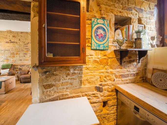Private kitchen 2, Tranquil Home in Tinlot, Liège