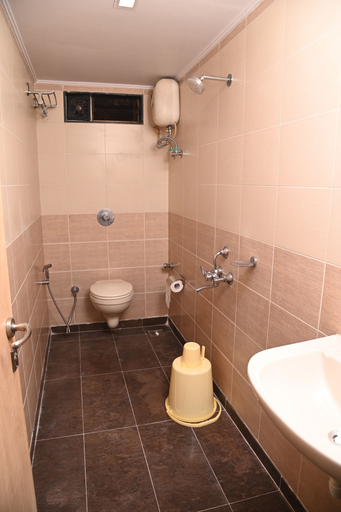 Bathroom 4, Aviva Hospitality, Thane