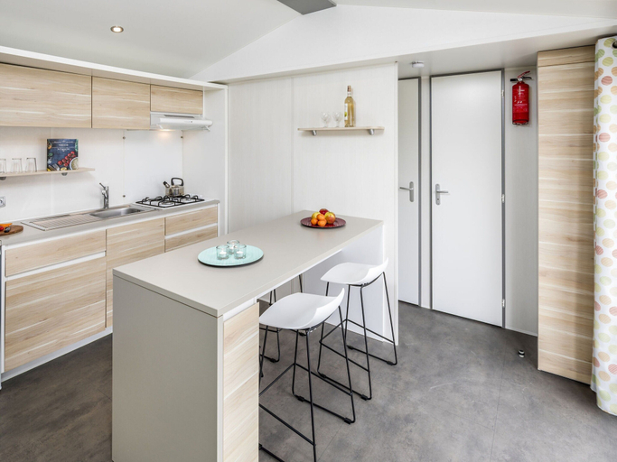 Private kitchen 4, Chalet in Kamperland Near the Beach, Noord-Beveland