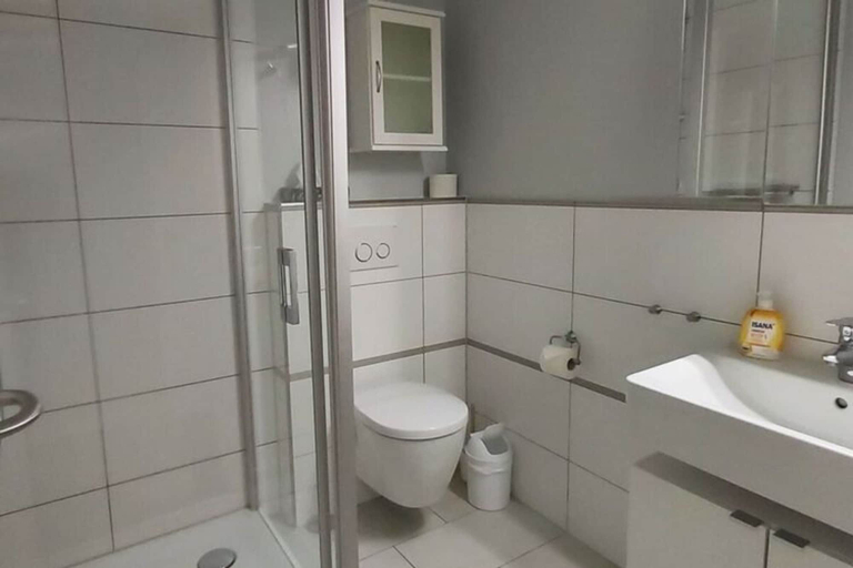 Bathroom, Holiday Apartment Waterdelle, Leer