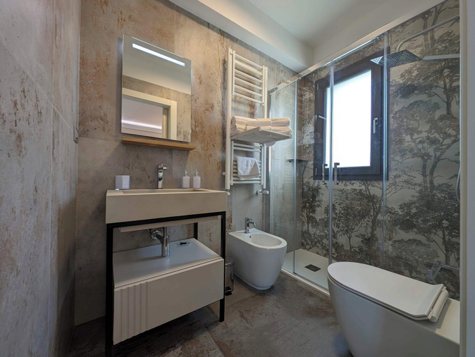 Bathroom 5, Alternative Relax Rooms by Oikia Vacanze, Lecce