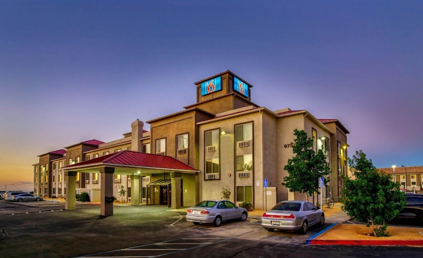 Exterior & Views 2, Studio 6 Suites Hesperia, CA – West Main Street – I-15, San Bernardino