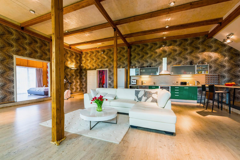 Others 4, Villa Bach, Audru