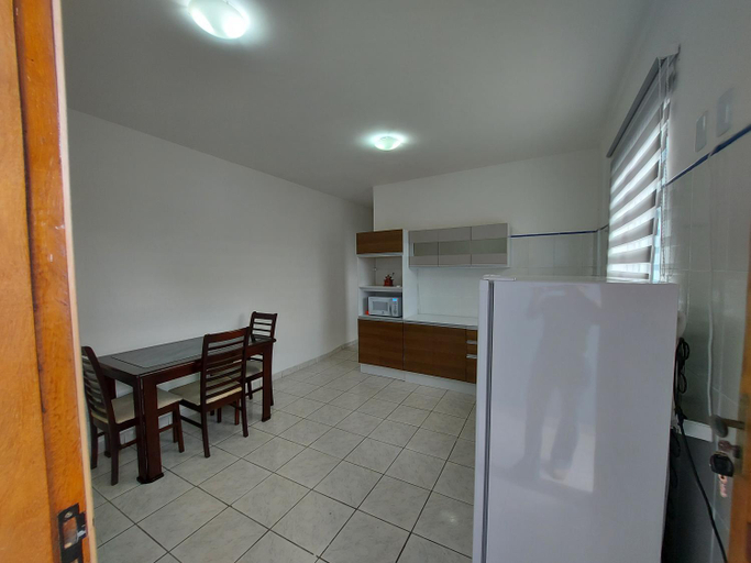Others 2, Casa de Hospedes em Parque Pinheiros - Sem Garagem, Taboão da Serra