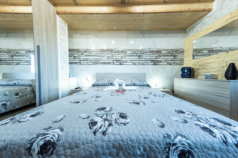 Bedroom 4, Norman Tower Spa - Casalbore, Avellino