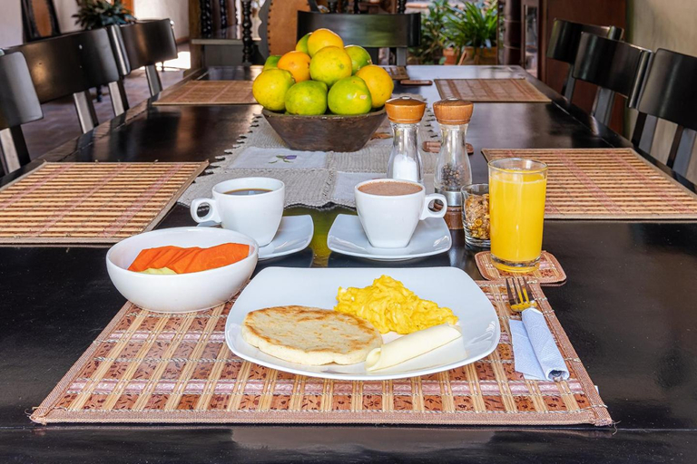 Food & Drinks 5, Hotel Boutique Macaregua Giron, Bucaramanga