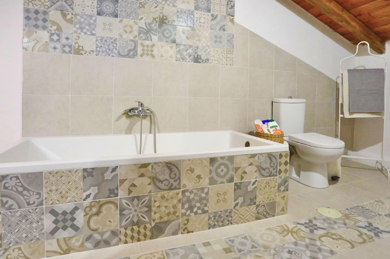 Bathroom 4, Penelope Stone House, Ionian Islands
