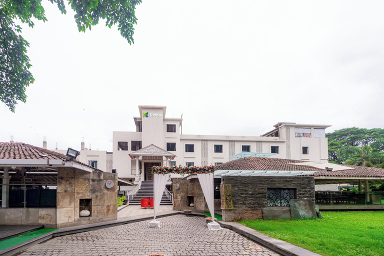 Exterior & Views 2, Treebo Sai Rekha Inn, Nashik
