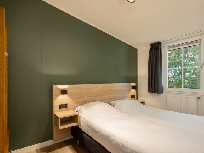 Bedroom 2, Chalet in De Peel near Forest, Deurne