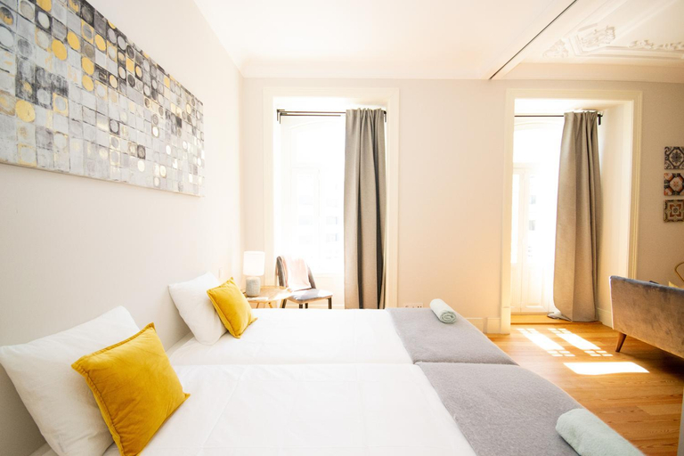 Others 5, Cosy Marques de Pombal Apartment, Lisbon