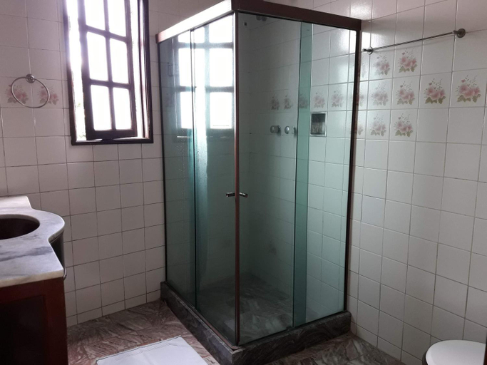 Bathroom 4, Gallardin Palace Hotel, Petrópolis