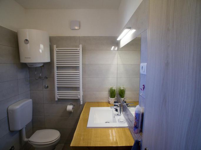 Others 3, A lovely and cozy room with a breathtaking view, Vis
