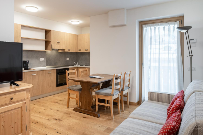 Others 4, Chalet Falorie, Belluno