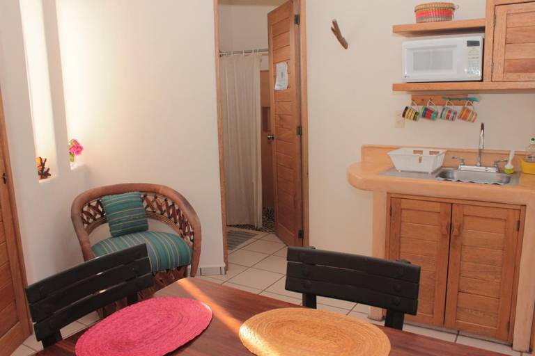 Others 2, Canto del Mar Hotel - Zihuatanejo - Suites con Cocina, José Azueta