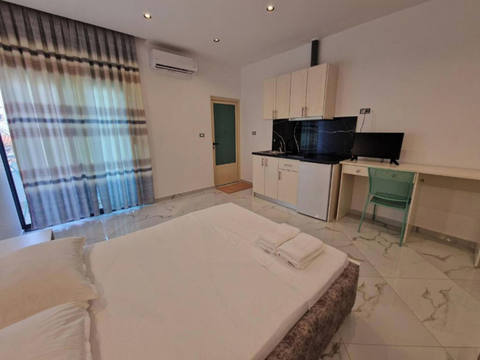 Bedroom 3, Hotel Fabio, Sarandës