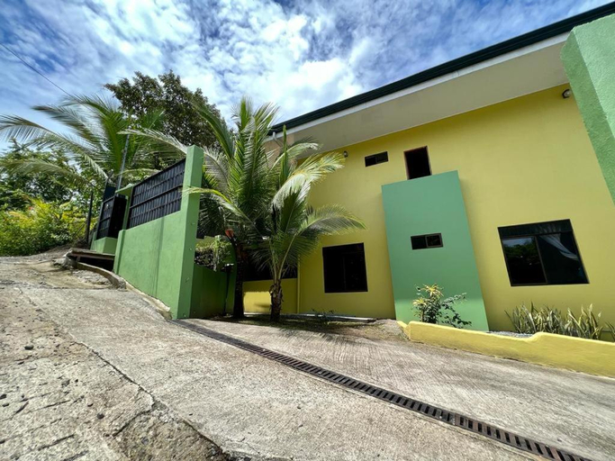 Others 2, Yellow House, Aguirre