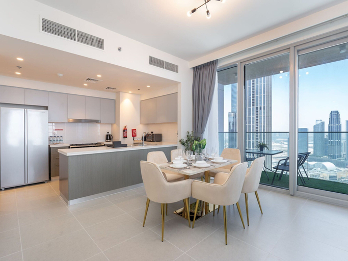 Dining, 4 BR Emaar Forte Burj Khalifa by Sojo Stay, Dubai