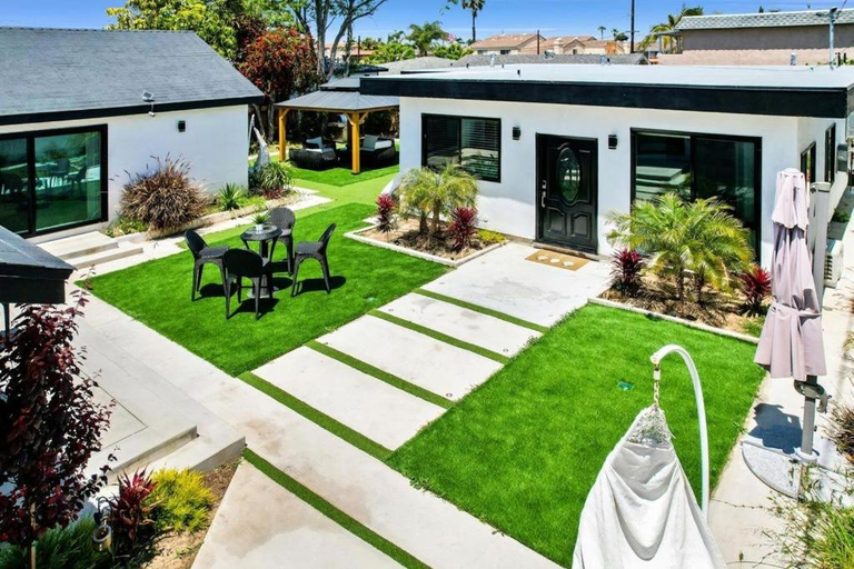 Garden, Luxury 4 bedroom villa, Orange