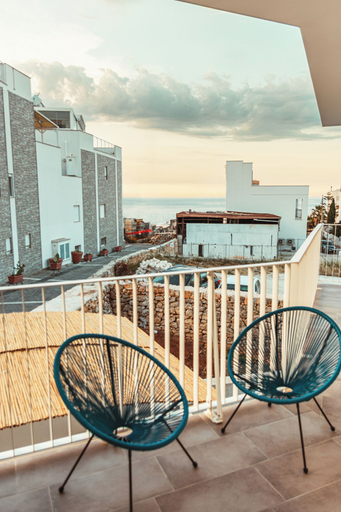 Others 3, Da Riva Apartment, Bari