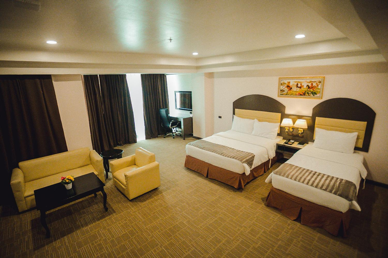 Bedroom 13
