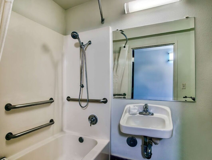 Bathroom 4, Studio 6 Suites Hesperia, CA – West Main Street – I-15, San Bernardino