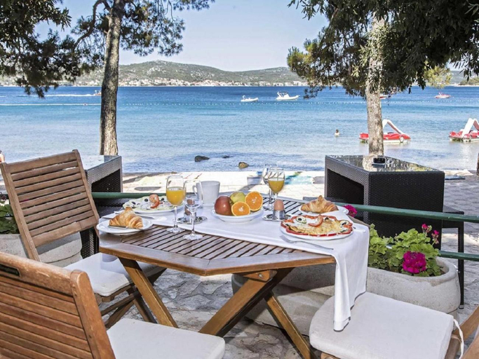 Food & Drinks 4, Mobile homes in Camp Soline at Biograd, Biograd na Moru