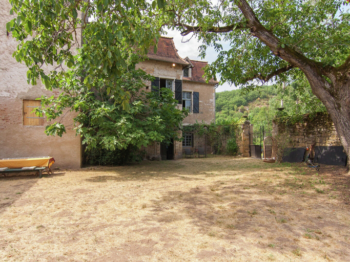 Exterior 5, Historic Mansion by River Cenevieres, Lot